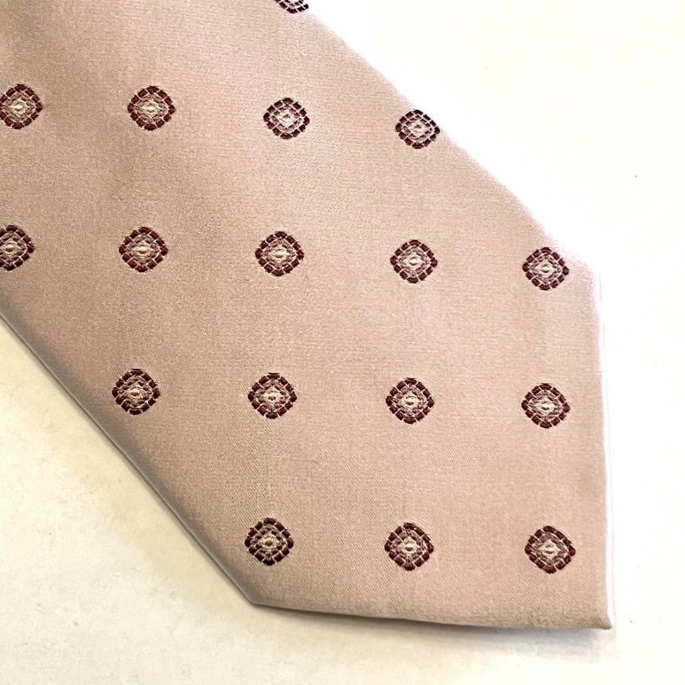 BCBG Maxazria Silk Tie / Necktie Blush Pink NWT